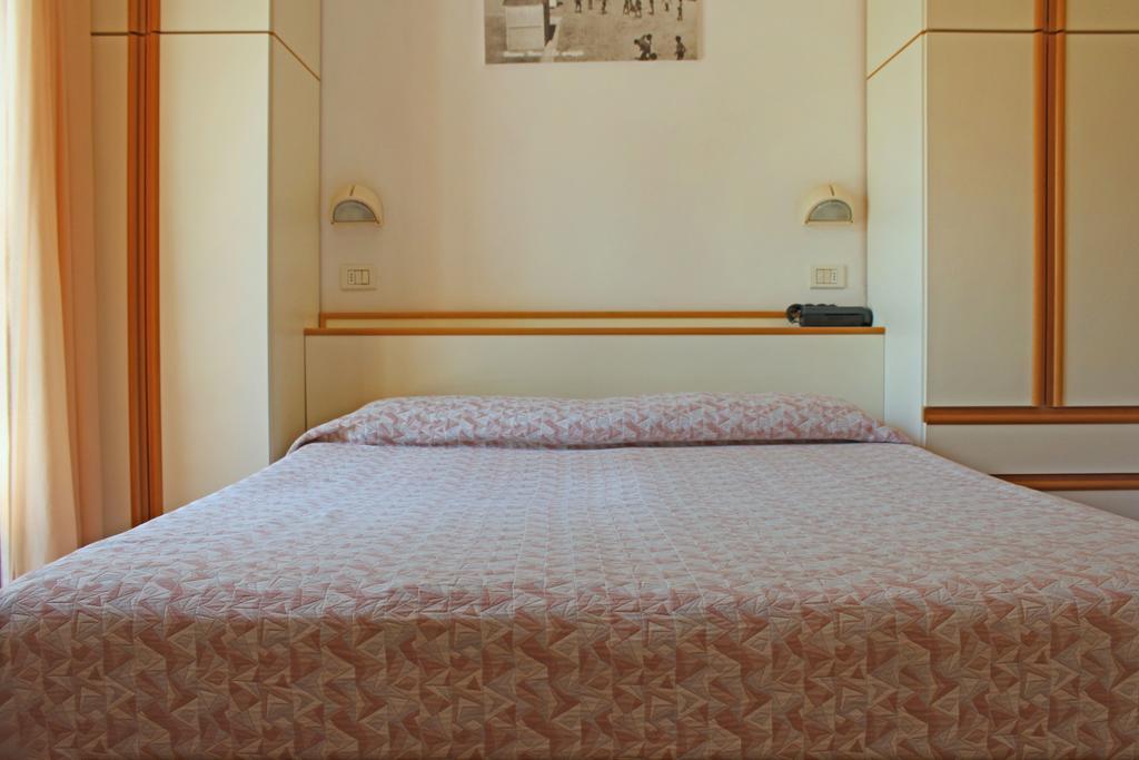 Hotel Silvia Misano Adriatico Exteriér fotografie